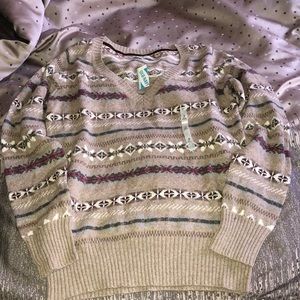 Beautiful light weight sweater